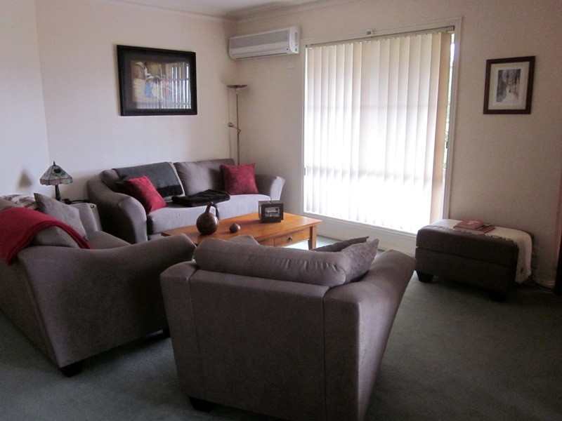 1/17 McNabb Street, Berwick VIC 3806