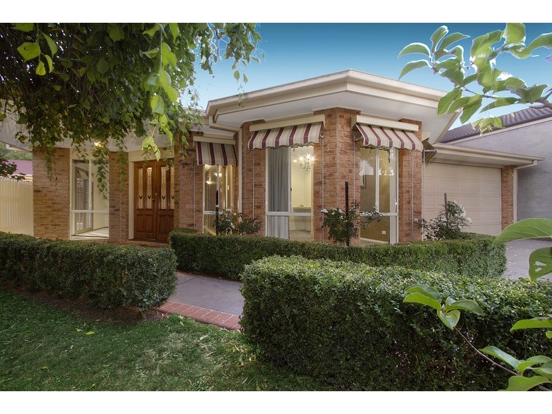 4 Zola Court, Berwick VIC 3806