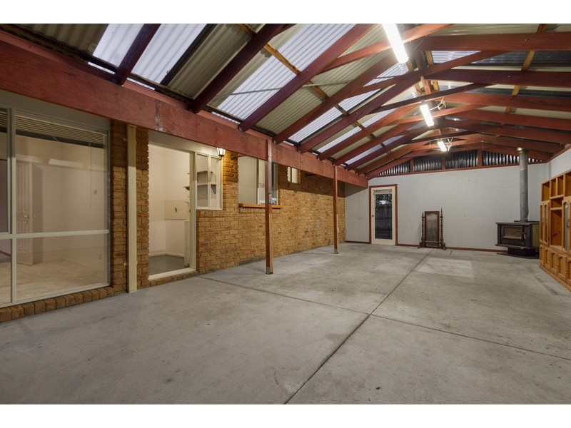 4 Zola Court, Berwick VIC 3806