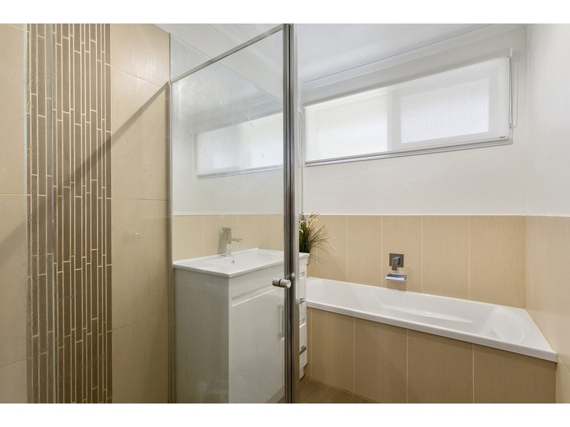 6 Topaz Place, Narre Warren VIC 3805