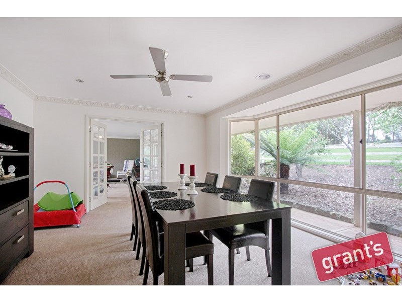 35 Bayard Drive, Pakenham Upper VIC 3810