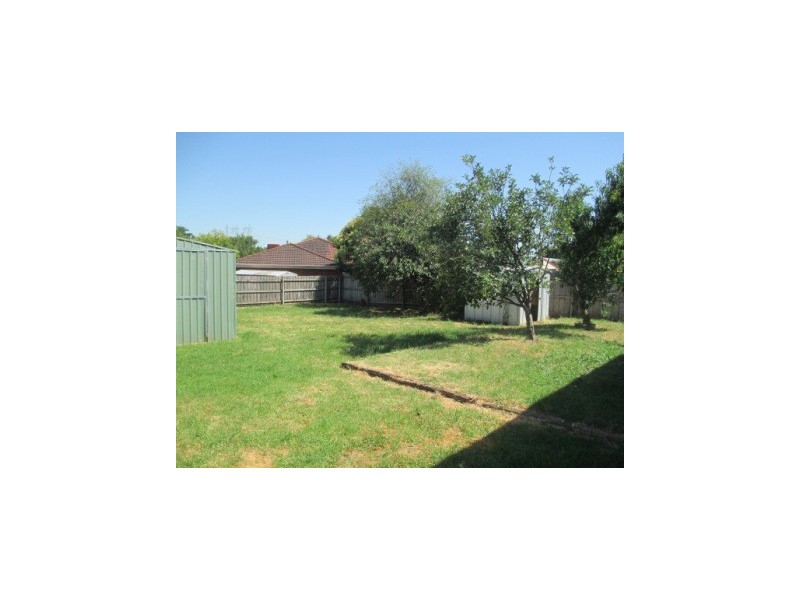 13 Emily Drive, Narre Warren VIC 3805