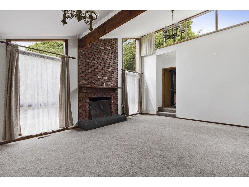 12 Miller Street, Berwick VIC 3806