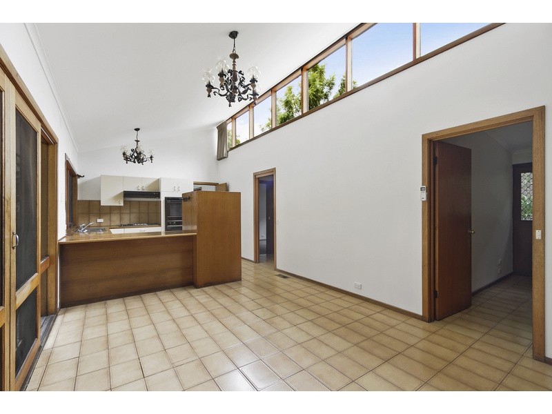 12 Miller Street, Berwick VIC 3806