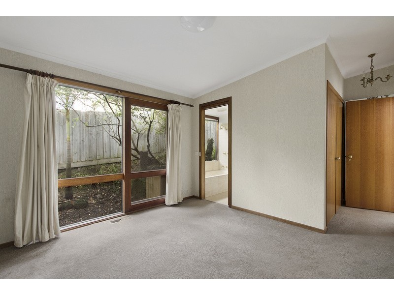 12 Miller Street, Berwick VIC 3806