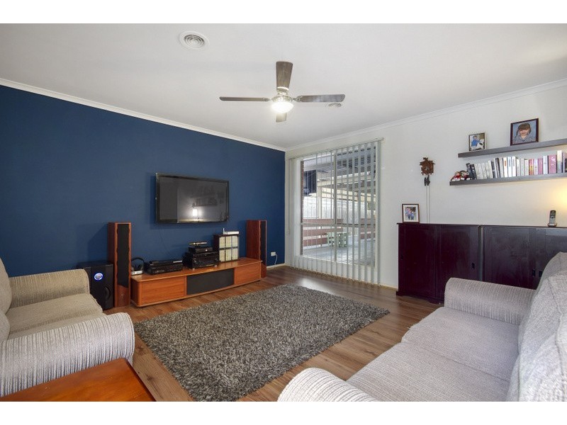 16 Shaftsbury Ave, Berwick VIC 3806