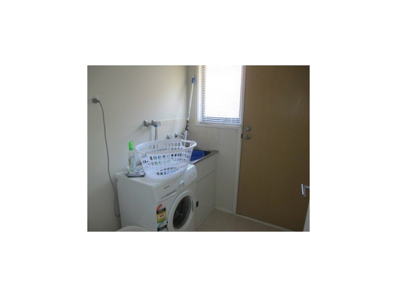 67 Amber Crescent, Narre Warren VIC 3805