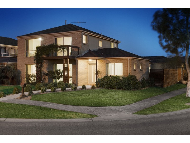 18 Moondarra Drive, Berwick VIC 3806