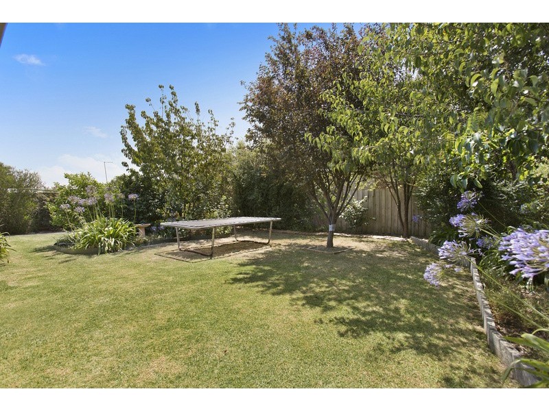 20 Fieldhouse Lane, Berwick VIC 3806