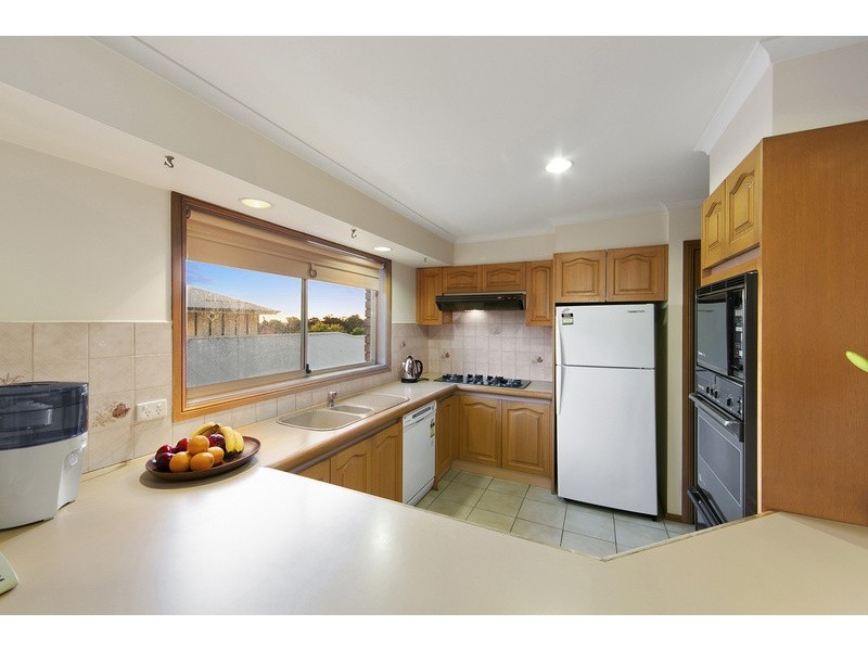 17 Balmain Drive, Berwick VIC 3806