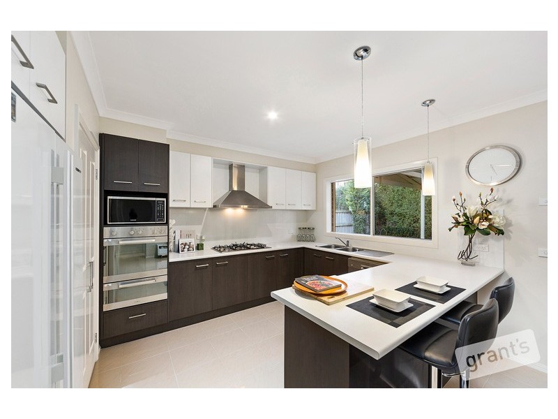20 Leisurewood Drive, Berwick VIC 3806