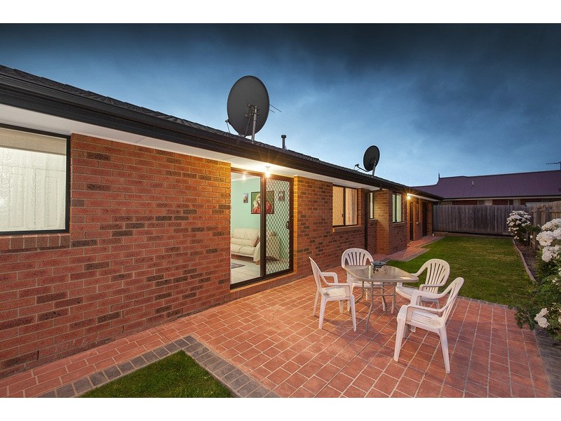 6 Terriester Drive, Berwick VIC 3806