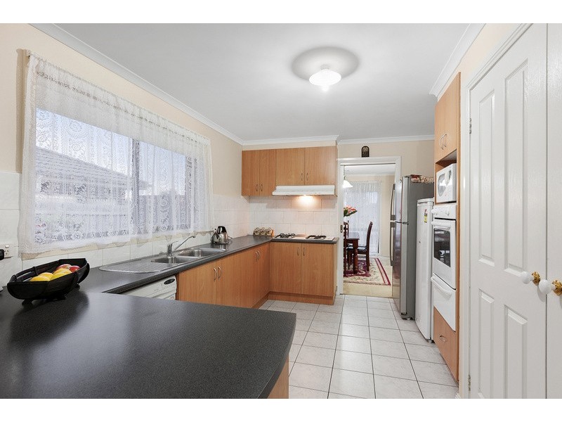 6 Terriester Drive, Berwick VIC 3806