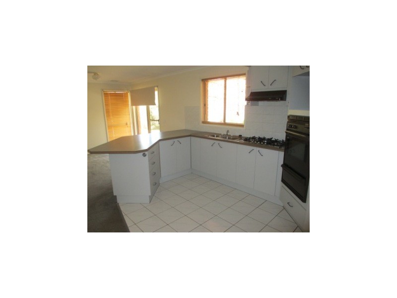 21 Festival Terrace, Berwick VIC 3806