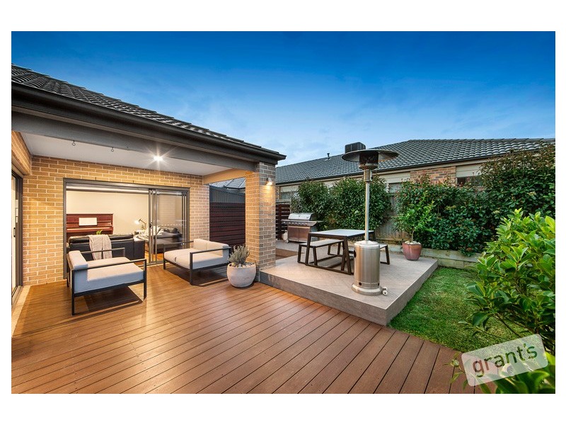 15 Barak Avenue, Berwick VIC 3806