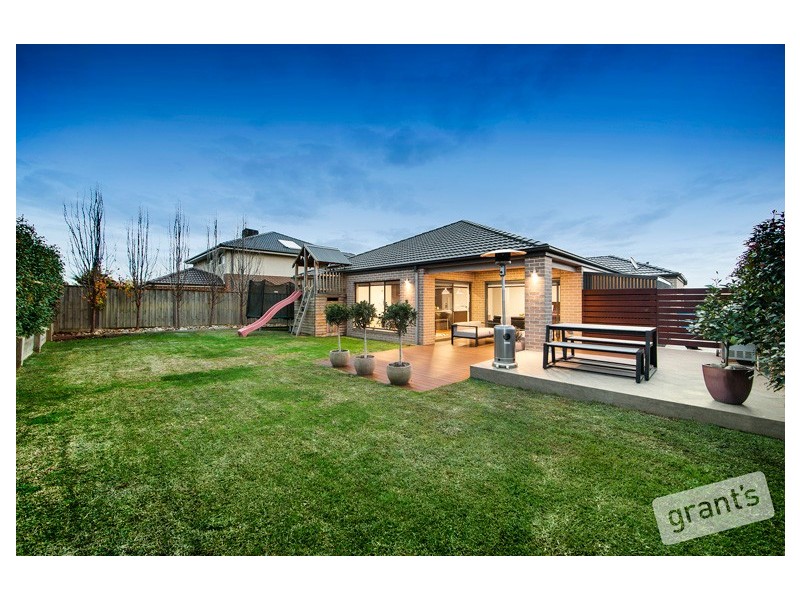 15 Barak Avenue, Berwick VIC 3806