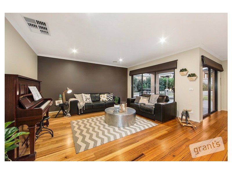 15 Barak Avenue, Berwick VIC 3806