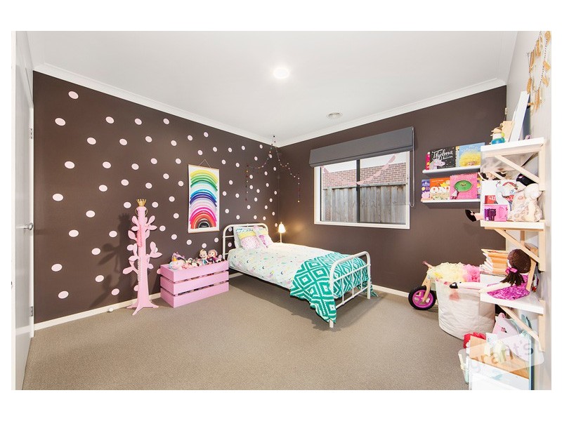 15 Barak Avenue, Berwick VIC 3806