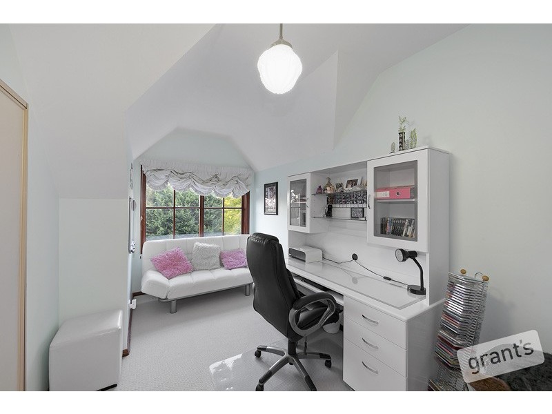 3 Mary Court, Berwick VIC 3806