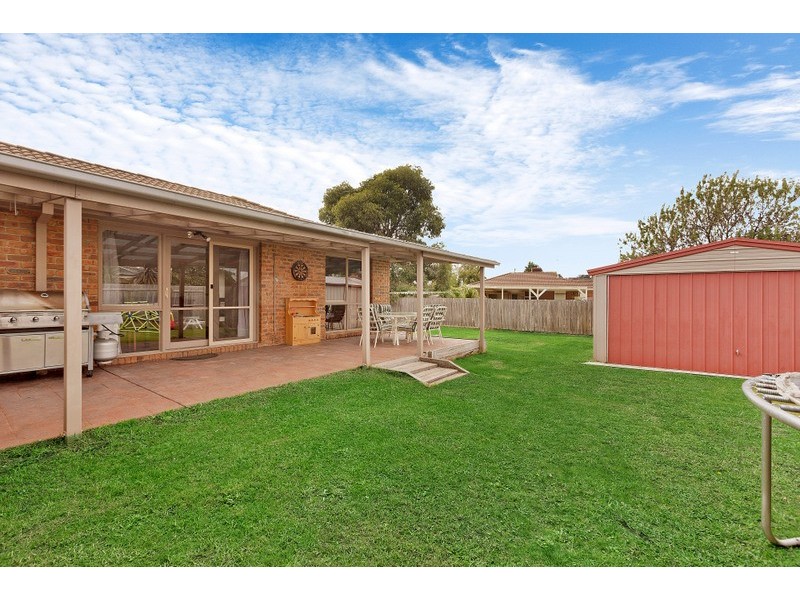 38 Amber Crescent, Narre Warren VIC 3805