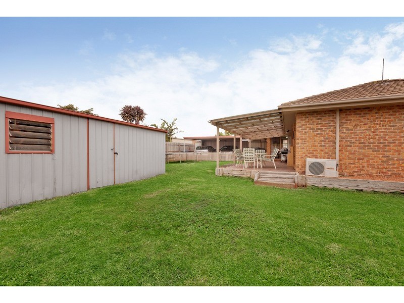 38 Amber Crescent, Narre Warren VIC 3805