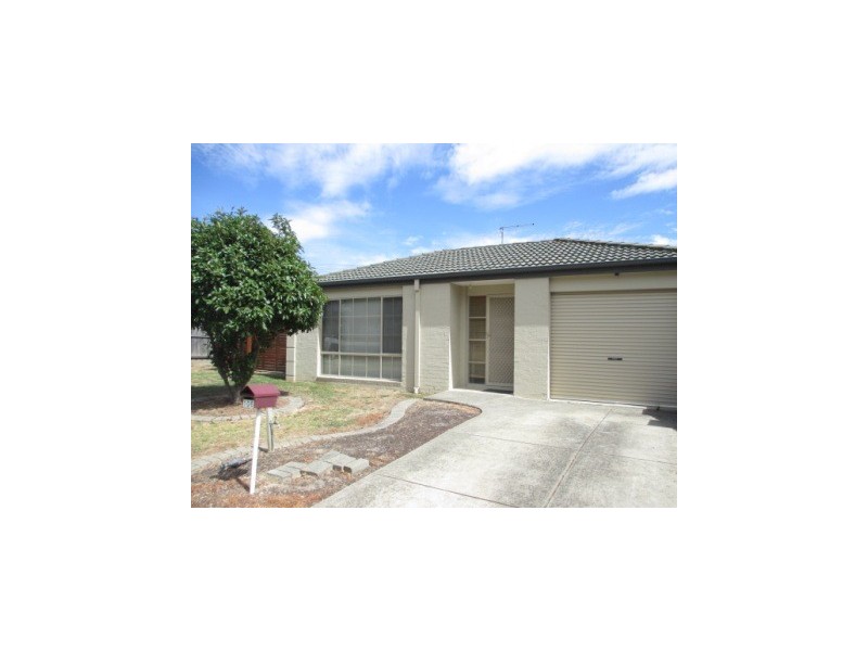 106 Harold Keys Drive, Narre Warren South VIC 3805