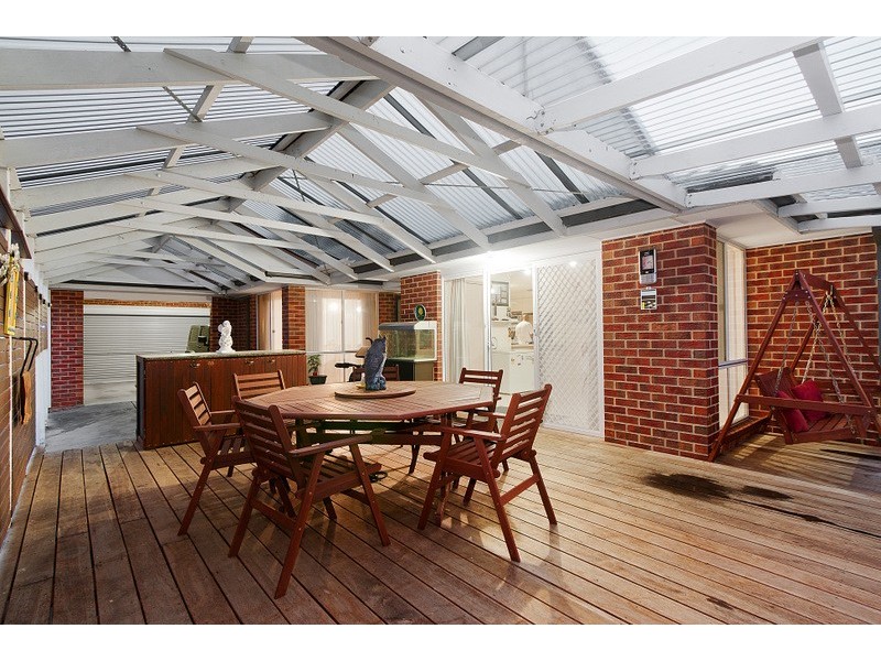 42 Ardblair Terrace, Narre Warren South VIC 3805