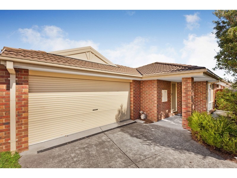 15 Sanctuary Rise, Narre Warren VIC 3805
