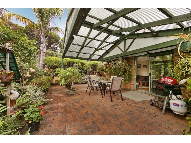 15 Feldspar Court, Narre Warren VIC 3805