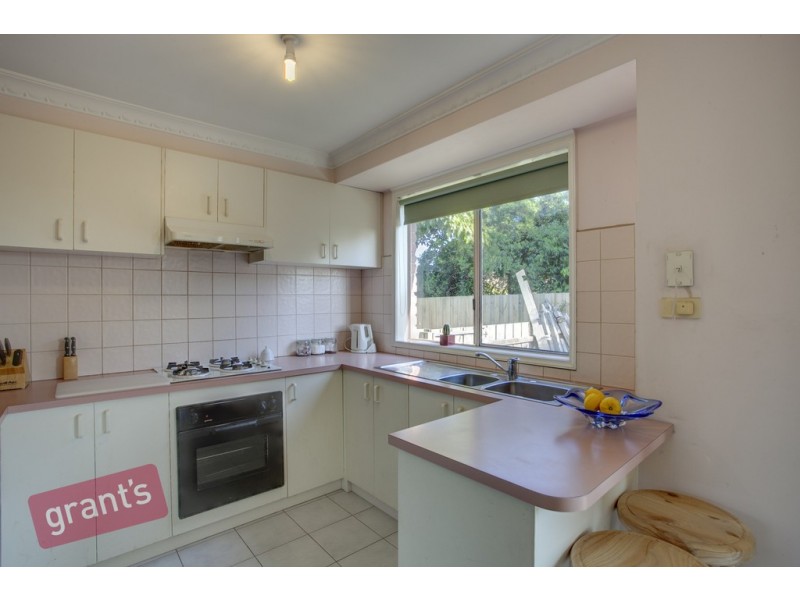 2/55 Albert Road, Hallam VIC 3803