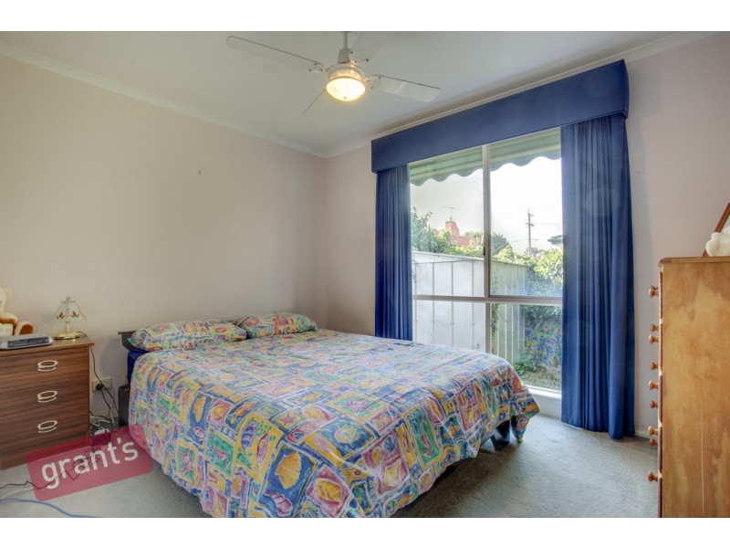 2/55 Albert Road, Hallam VIC 3803