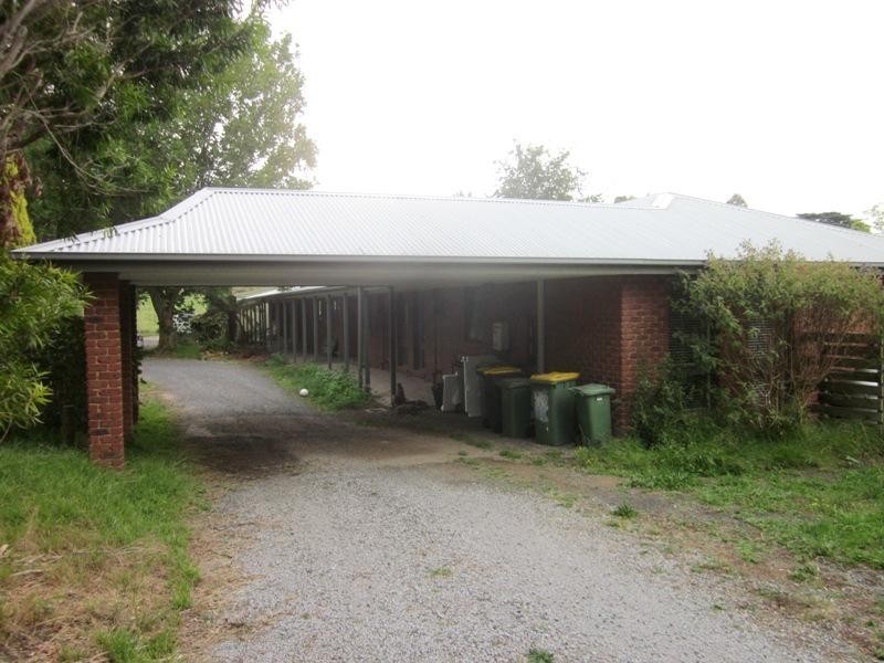 145 Split Rock Road, Beaconsfield Upper VIC 3808