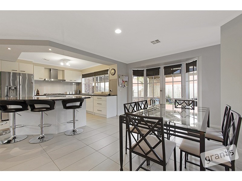 301 Centre Road, Narre Warren South VIC 3805