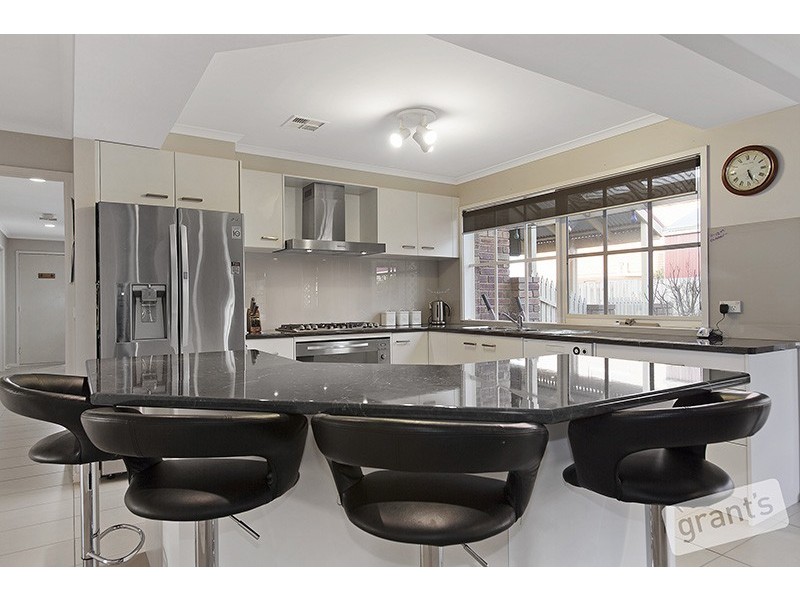 301 Centre Road, Narre Warren South VIC 3805