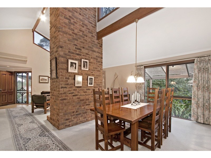 3 Alsop Lane, Berwick VIC 3806