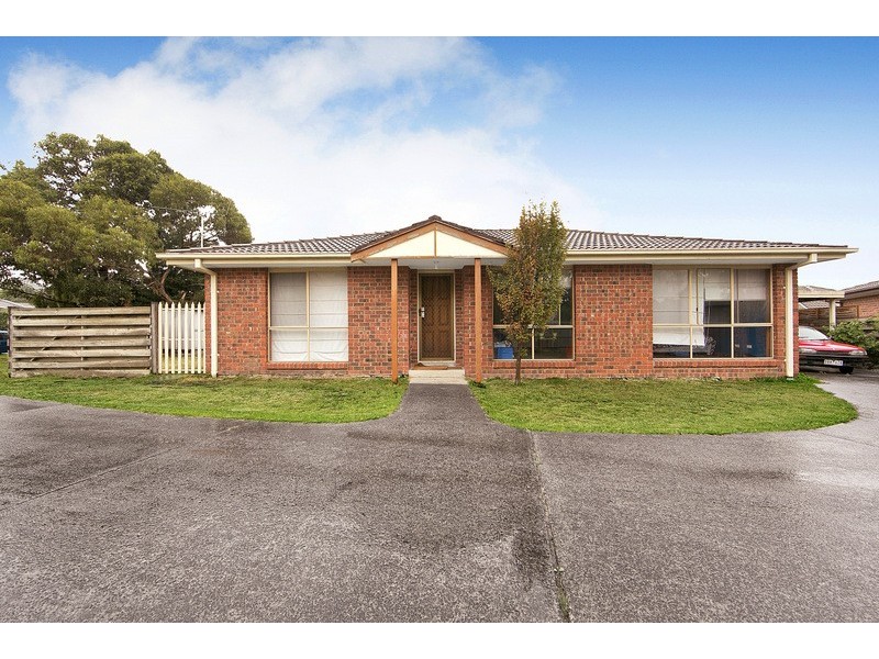 1/17 Florence Avenue, Berwick VIC 3806