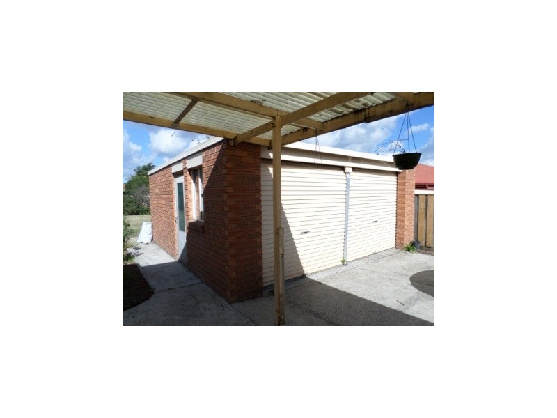 12 Warwickshire Court, Narre Warren VIC 3805