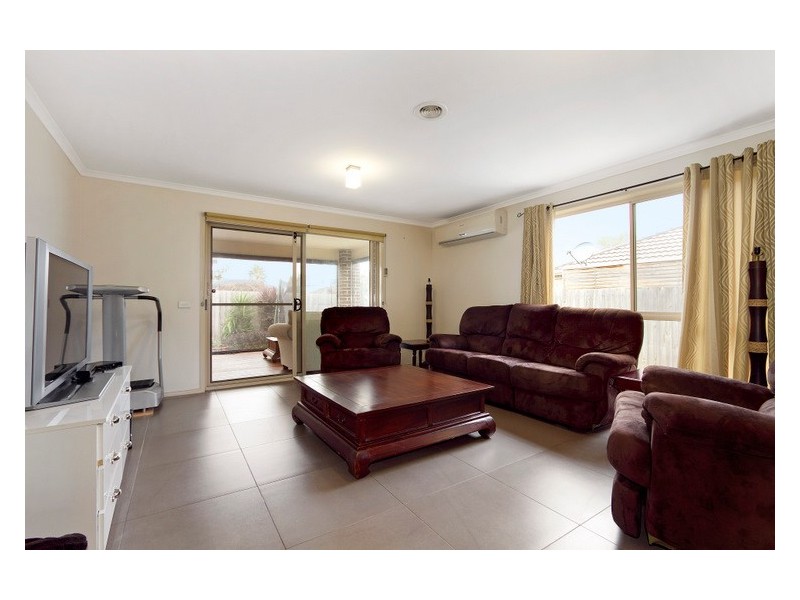 33 Stefan Drive, Berwick VIC 3806