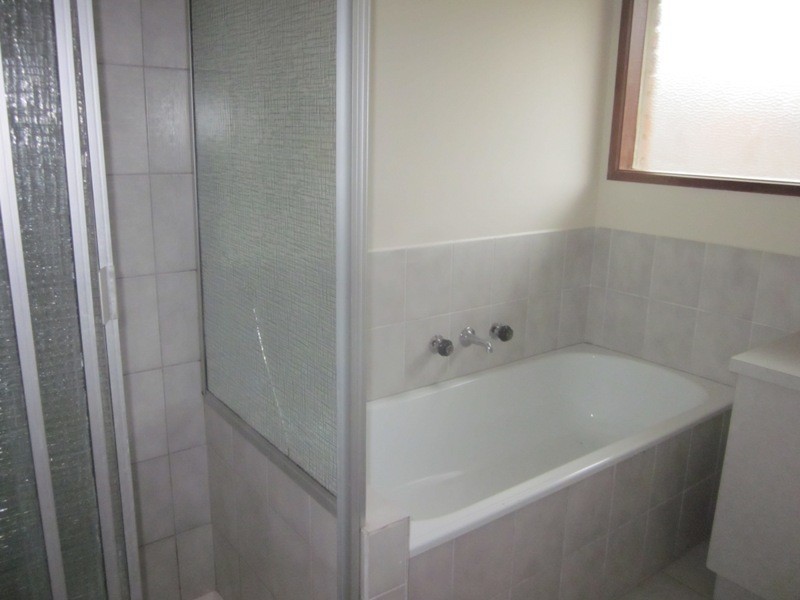 110 Fleetwood Drive, Narre Warren VIC 3805