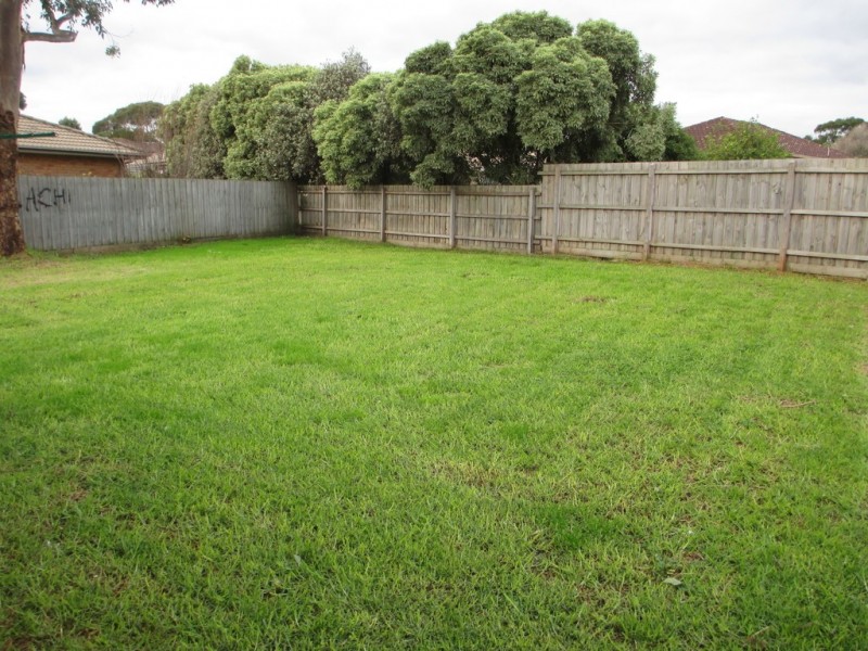 12 Monaro Crescent, Narre Warren VIC 3805
