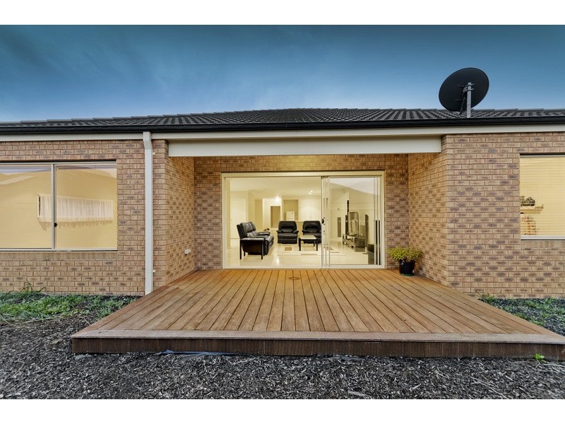 3 Grand Manor Drive, Berwick VIC 3806