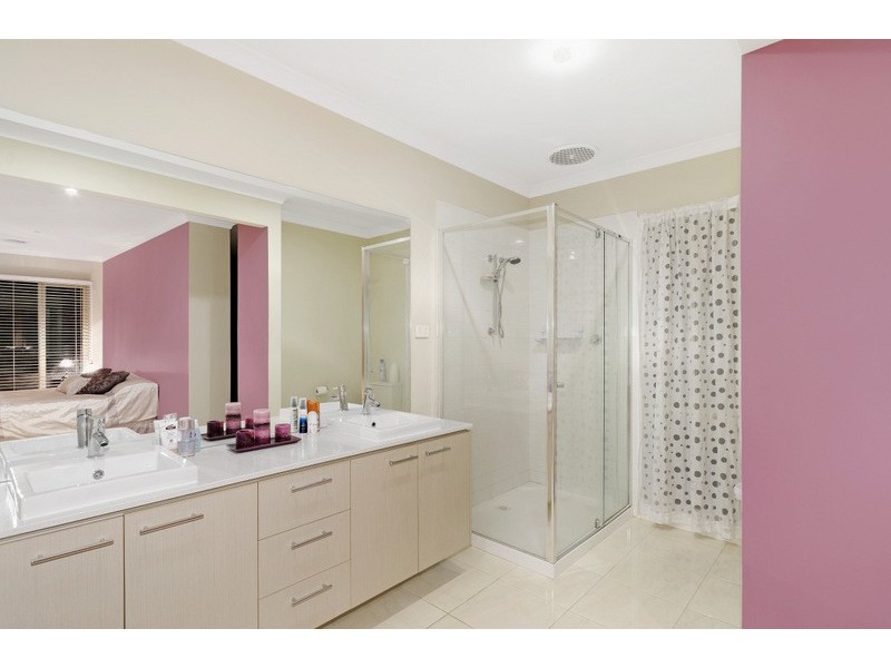 3 Grand Manor Drive, Berwick VIC 3806