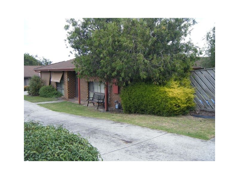 1/51 Amber Crescent, Narre Warren VIC 3805