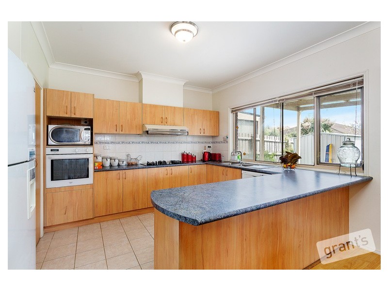 21 Eva Court, Hallam VIC 3803
