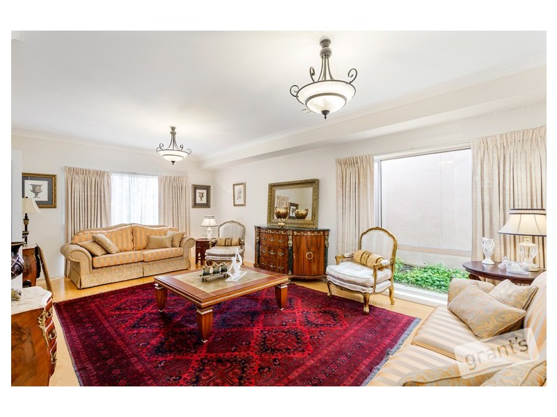 21 Eva Court, Hallam VIC 3803