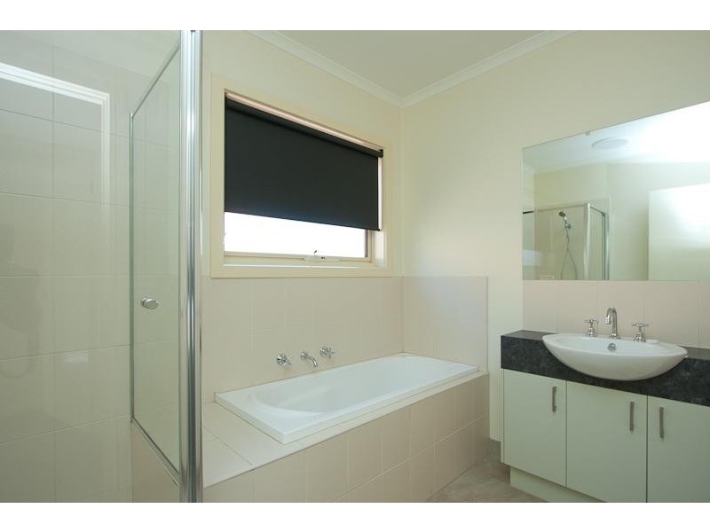 5/26-28 Lancaster Avenue, Narre Warren VIC 3805