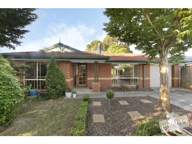 1 Yiota Court, Berwick VIC 3806