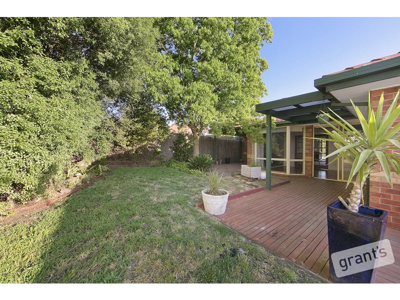 1 Yiota Court, Berwick VIC 3806