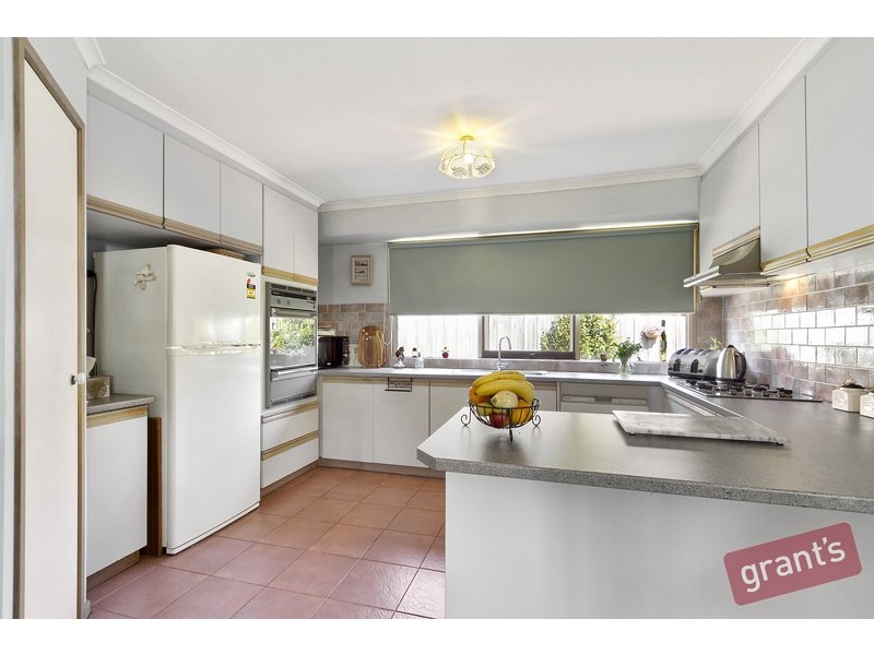 1 Monterey Court, Narre Warren VIC 3805