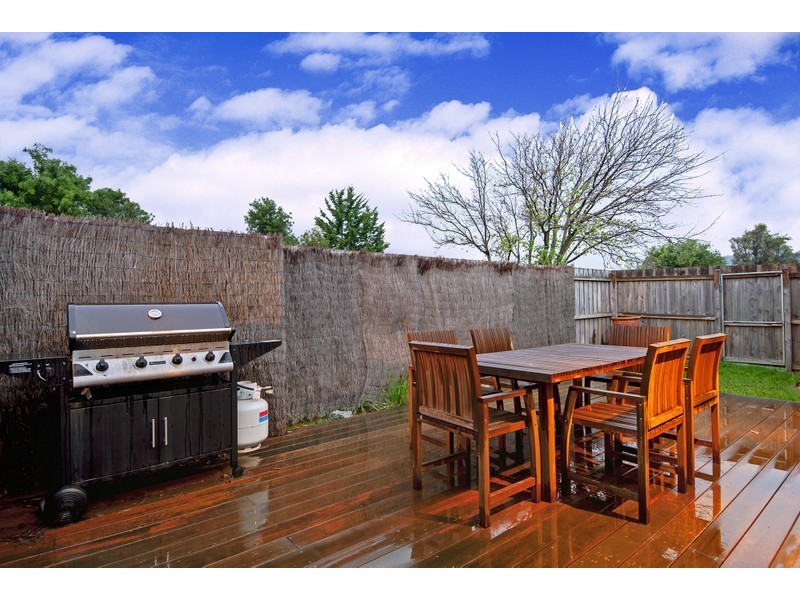 1/31 Florence Avenue, Berwick VIC 3806